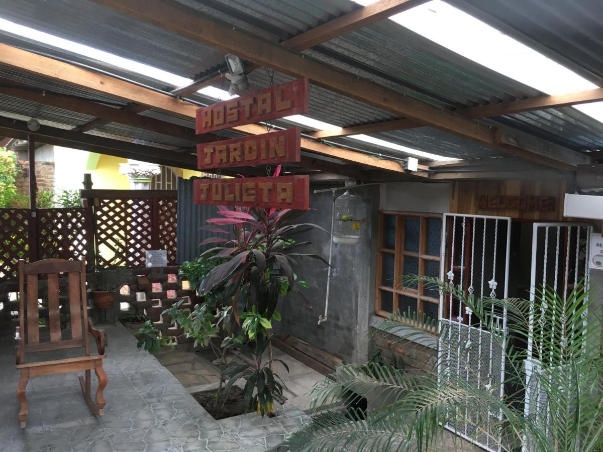 Murph'S Surf Shacks Rivas Eksteriør bilde